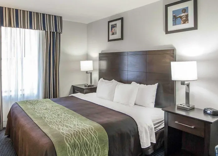 Quality Tulsa-downtown West 3*