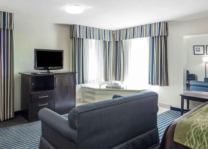 Quality Tulsa-downtown West Inn
